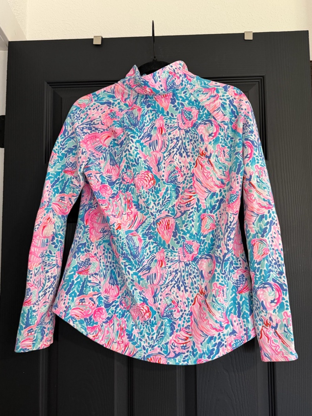 Lilly Pulitzer UPF 50+ Skipper Popover Pink Coral and Aqua Shell-Print - Picture 6 of 9
